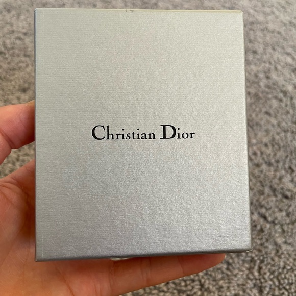 Dior Necklace - Picture 9 of 9